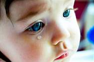 Bebeklerde gözyaşı kanalı tıkanıklığı nedir? Nasıl tedavi edilir?